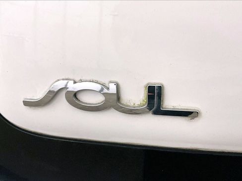 Used 2016 Kia Soul image 13