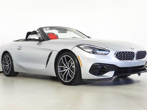 Used 2020 BMW Z4 sDrive30i w/ Driving Assistance Package image 4