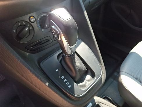 Used 2018 Ford Transit Connect XL FWD image 21