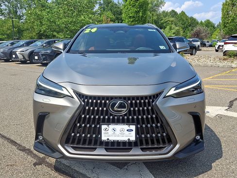 Used 2024 Lexus NX 350h AWD w/ Vision Package image 2