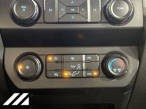 Used 2022 Ford F250 XL w/ Power Equipment Group image 17