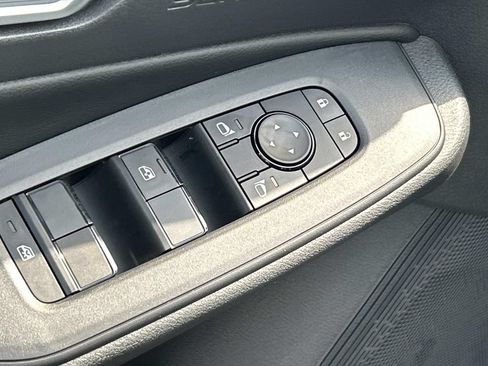 New 2026 Nissan Sentra SV w/ SV Convenience Package FWD image 17