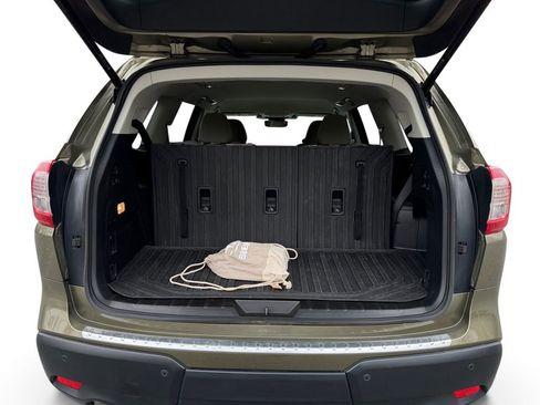 Used 2024 Subaru Ascent Premium w/ Convenience Package image 14