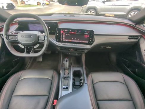Used 2025 Dodge Charger Daytona R/T w/ Plus Group AWD/4WD image 15