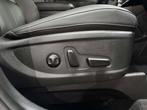 Used 2023 Kia Telluride EX w/ EX Captain's Chair Package FWD image 58