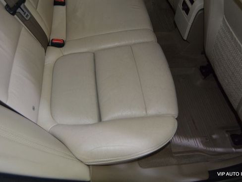 Used 2010 Volvo XC70 3.2 image 26