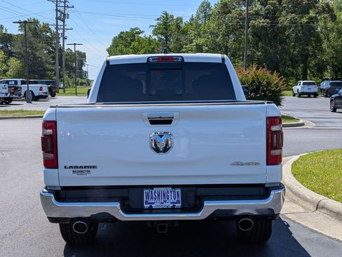 Used 2021 RAM 1500 Laramie AWD/4WD image 6