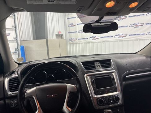 Used 2016 GMC Acadia SLT AWD/4WD image 2