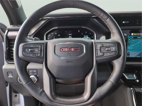 Used 2023 GMC Sierra 1500 AT4 w/ AT4 Premium Package AWD/4WD image 23
