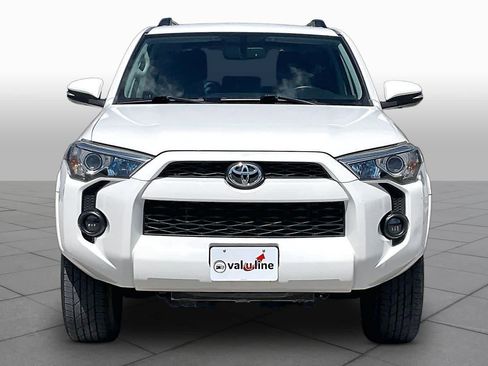 Used 2019 Toyota 4Runner SR5 Premium AWD/4WD image 4
