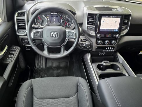 New 2026 RAM 1500 Express AWD/4WD image 11
