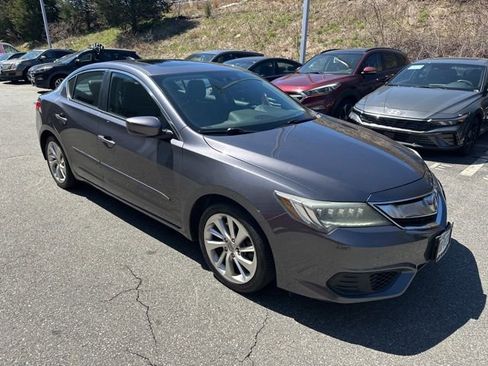 Used 2017 Acura ILX FWD image 1