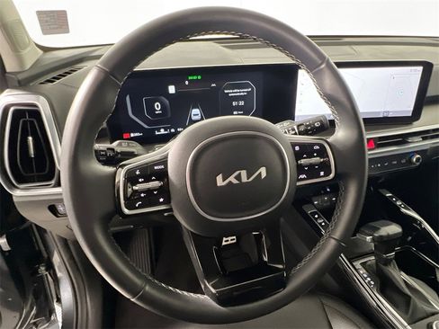Certified 2024 Kia Sorento SX image 12
