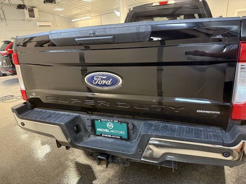 Used 2018 Ford F250 XL w/ Power Equipment Group AWD/4WD image 8