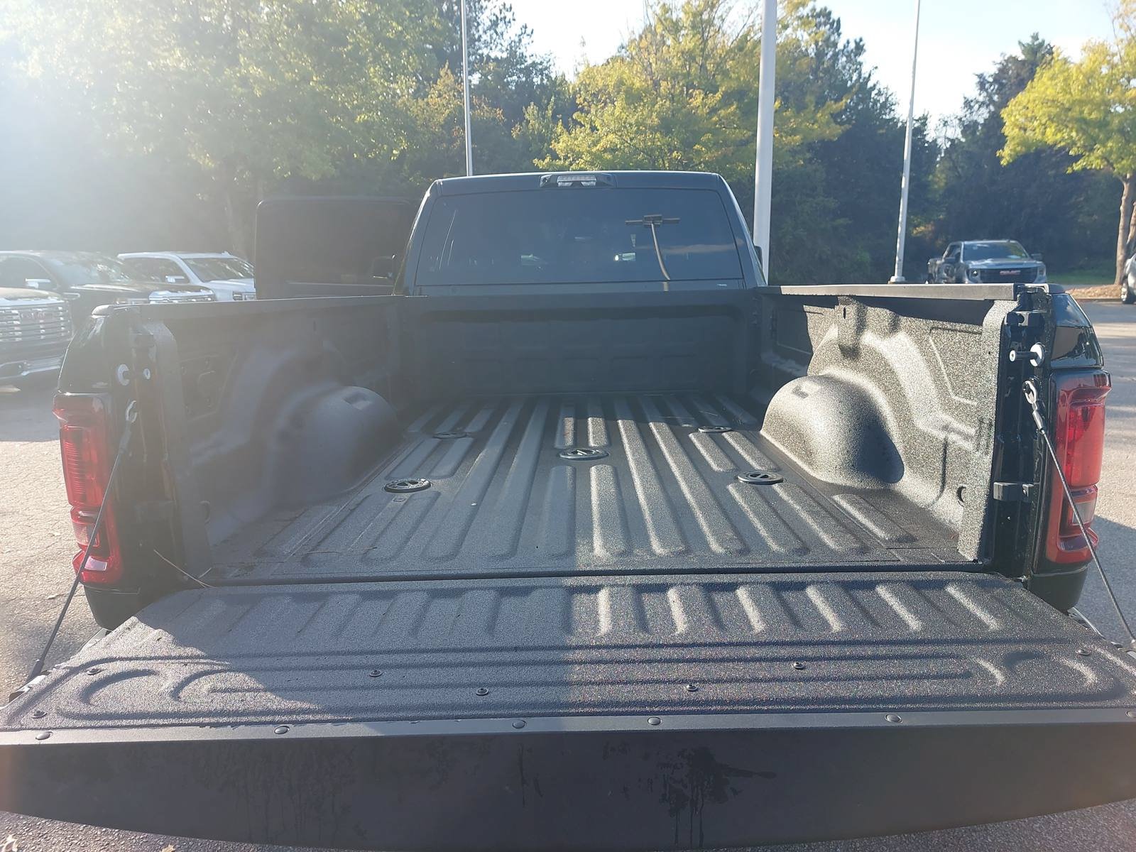New 2027 RAM 3500 Big Horn AWD/4WD image 12