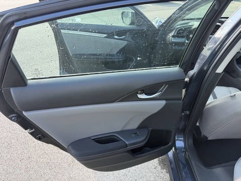 Used 2018 Honda Civic EX image 14