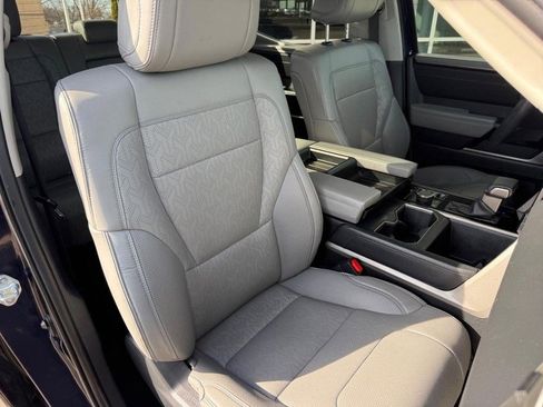 Used 2024 Toyota Tundra Limited image 12