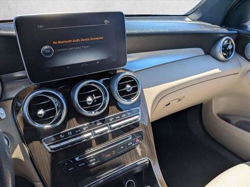 Used 2017 Mercedes-Benz GLC 300 4MATIC image 12