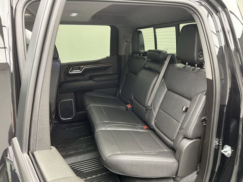 Certified 2023 Chevrolet Silverado 1500 LT Trail Boss w/ LT Trail Boss Premium Package AWD/4WD image 14