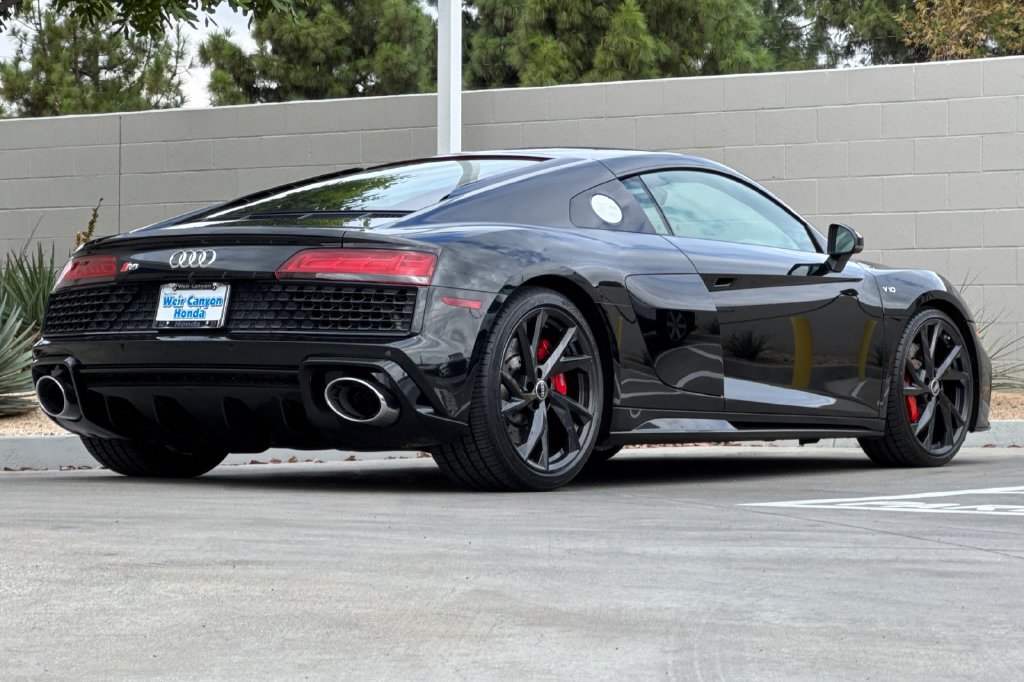 Used 2022 Audi R8 V10 performance RWD image 8