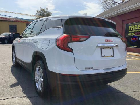 Used 2018 GMC Terrain SLE image 5