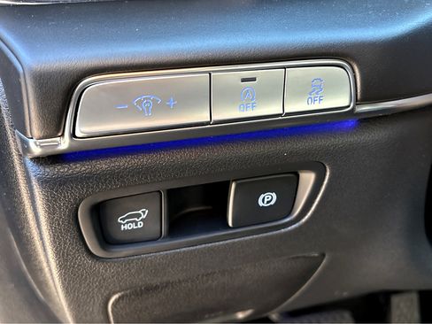 Used 2024 Genesis GV80 2.5T image 16