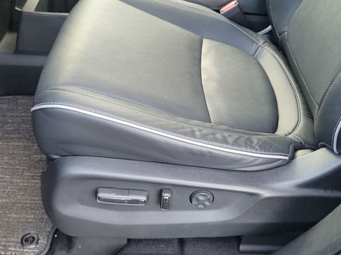 Used 2023 Honda Odyssey Elite image 18