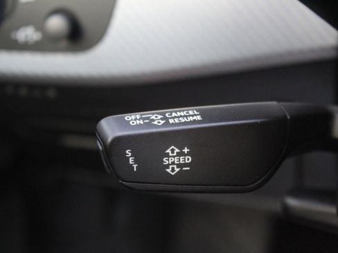 Used 2018 Audi A5 2.0T Premium image 28