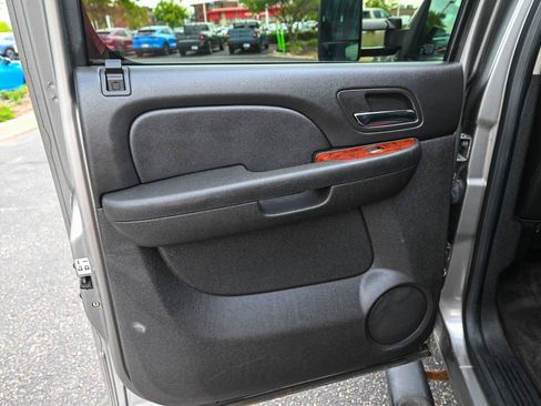 Used 2013 GMC Sierra 2500 SLT w/ SLT Convenience Package AWD/4WD image 22
