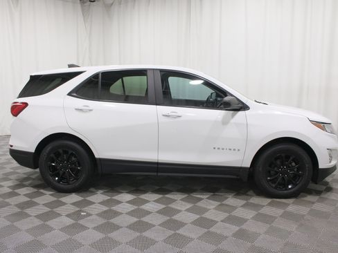 Used 2021 Chevrolet Equinox LS FWD image 28