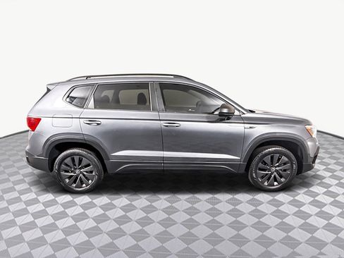 Used 2022 Volkswagen Taos S image 11