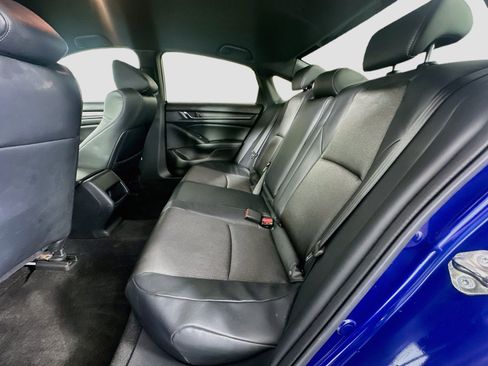 Used 2018 Honda Accord Sport image 25