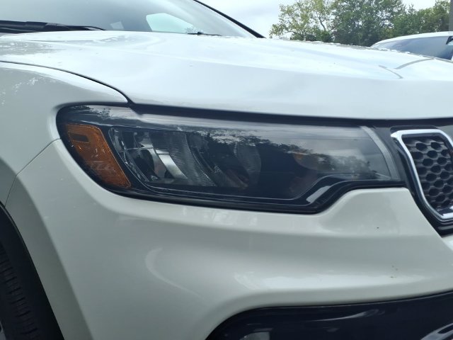 Certified 2023 Jeep Compass Limited AWD/4WD image 11