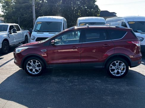 Used 2016 Ford Escape Titanium FWD image 4