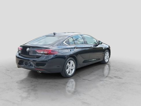 Used 2018 Buick Regal Preferred FWD image 8