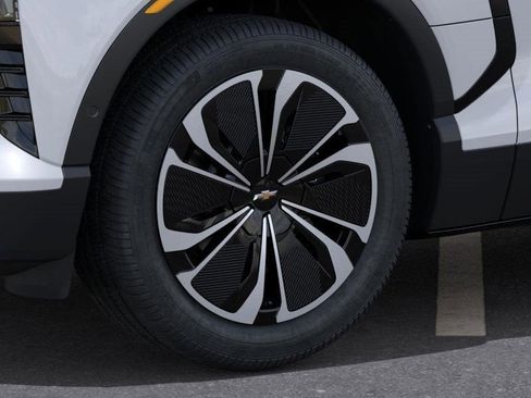 New 2026 Chevrolet Blazer EV LT image 34
