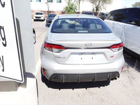 Certified 2025 Toyota Corolla SE FWD image 1