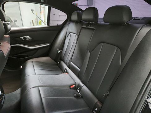 Used 2019 BMW 330i Sedan w/ Driving Assistance Package RWD image 23