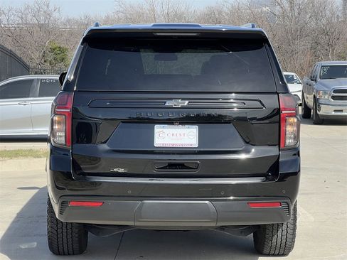 Used 2024 Chevrolet Suburban Z71 w/ Luxury Package image 5