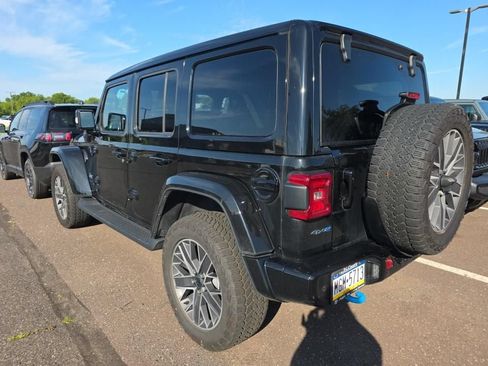 Used 2024 Jeep Wrangler High Altitude AWD/4WD image 5