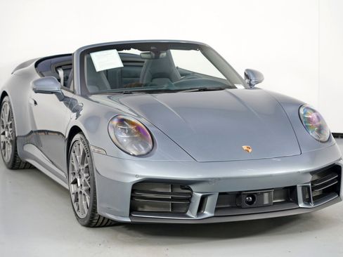 Used 2025 Porsche 911 Carrera image 54