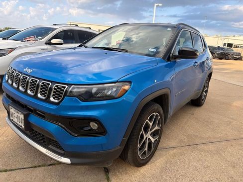 Used 2024 Jeep Compass Limited AWD/4WD image 1