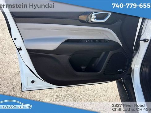 Used 2023 Jeep Compass Limited w/ Sun and Sound Group AWD/4WD image 14