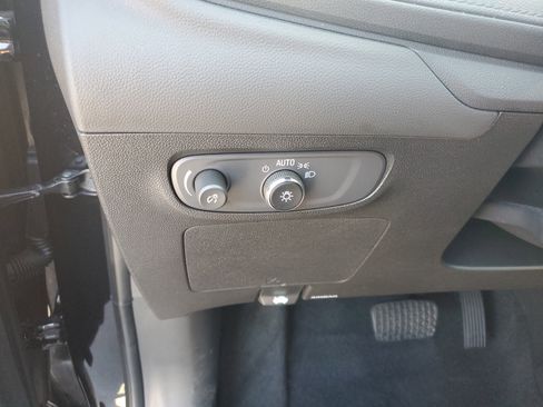 Used 2025 Buick Encore GX Preferred FWD image 22
