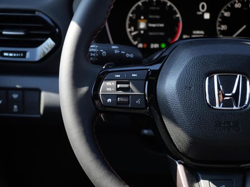 New 2025 Honda Pilot TrailSport image 24