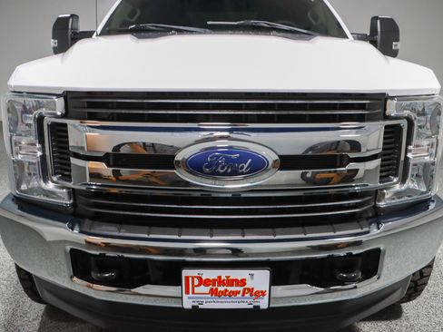 Used 2019 Ford F250 XLT image 4
