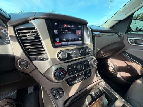 Used 2015 GMC Yukon Denali w/ Touring Package AWD/4WD image 8