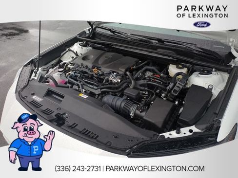 Used 2025 Toyota Camry SE w/ Convenience Package FWD image 35