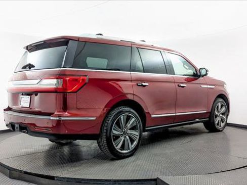 Used 2019 Lincoln Navigator Reserve AWD/4WD image 8