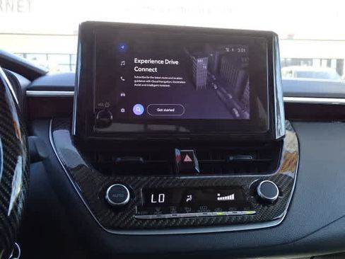 Used 2025 Toyota Corolla LE FWD image 28